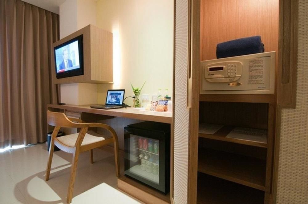 Фото Ashlee Plaza Patong Hotel & Spa