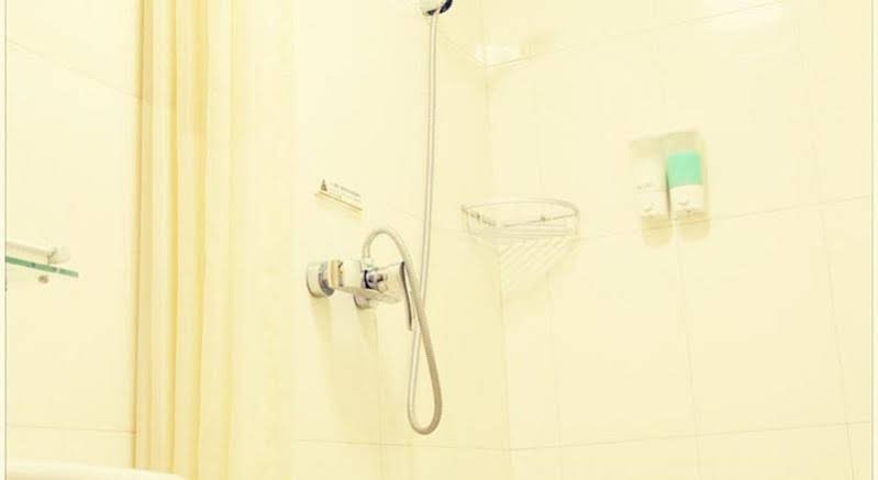 Фото Guipu Courtyard Hotel