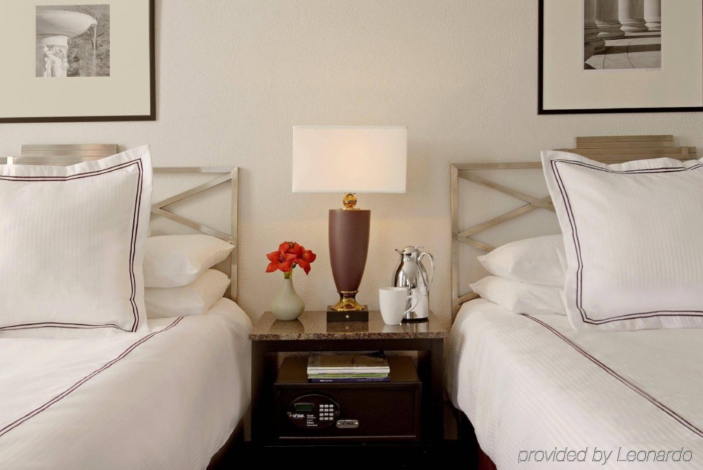 Фото Lyle Washington Dc