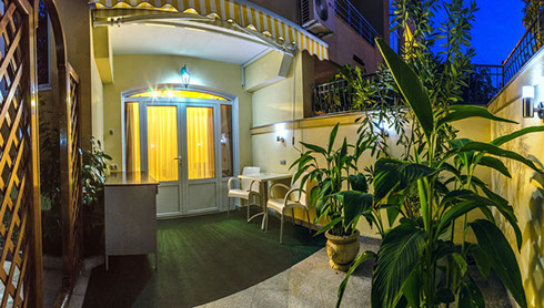 Фото Уютный дворик