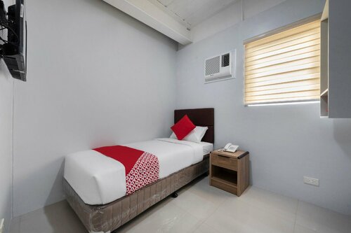 Гостиница Super Oyo 515 Finnex Hotel
