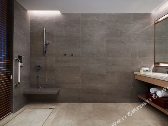 Фото Sheraton Yunfu Xinxing Hotel