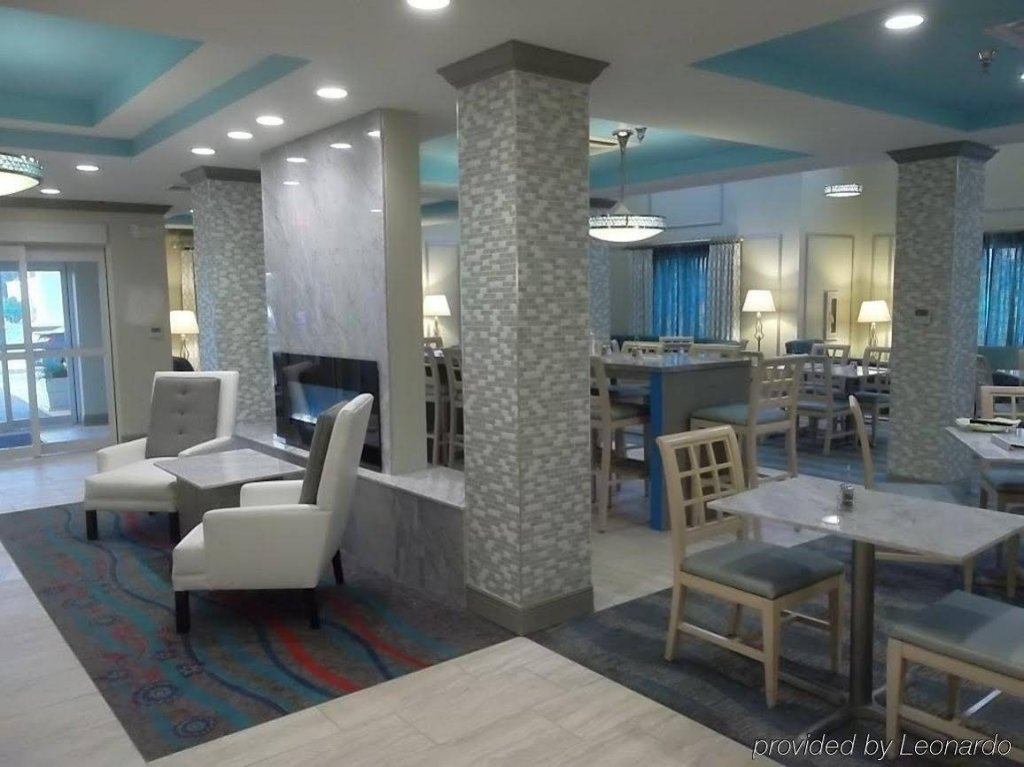 Фото Holiday Inn Express Hotel & Suites Brookhaven, an Ihg Hotel