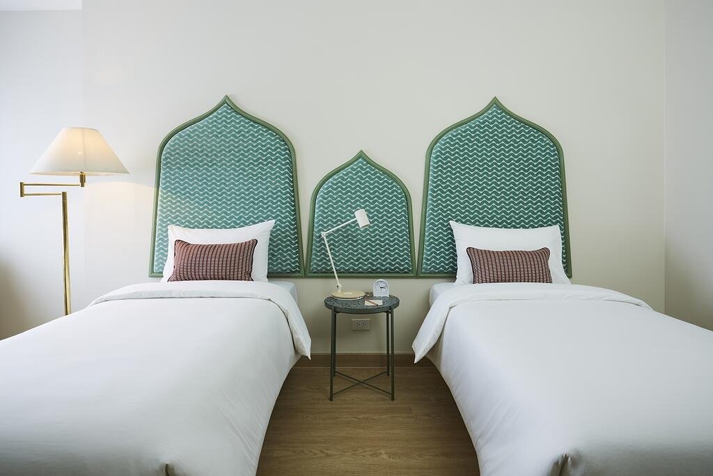 Фото Отель 56 Surawong Hotel Bangkok