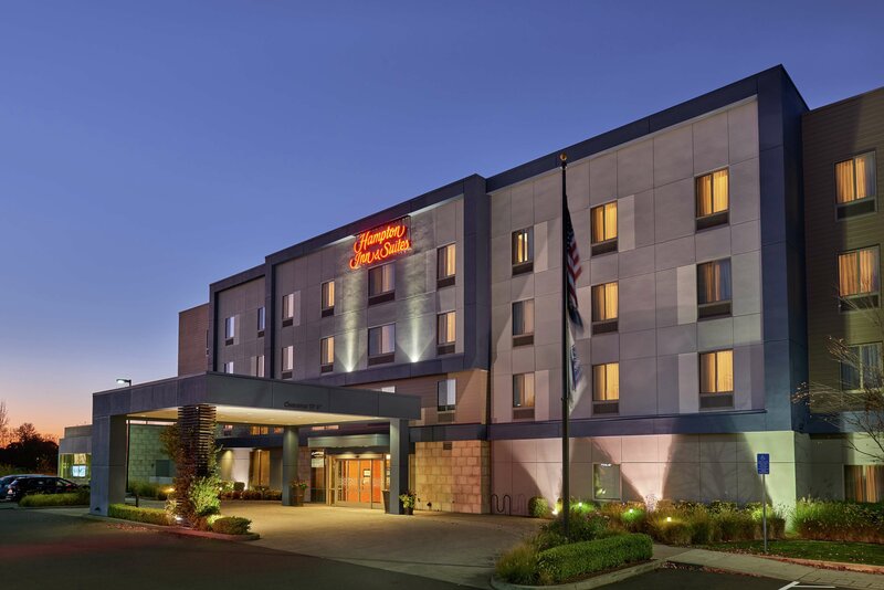 Гостиница Hampton Inn & Suites Salem, Or