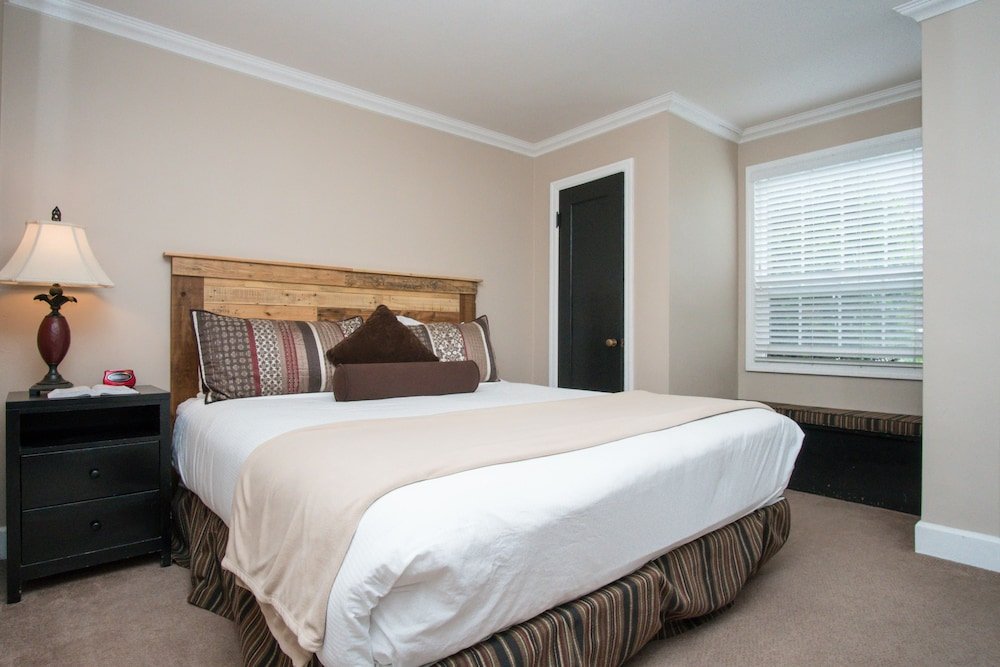 Фото Ecola Creek Lodge