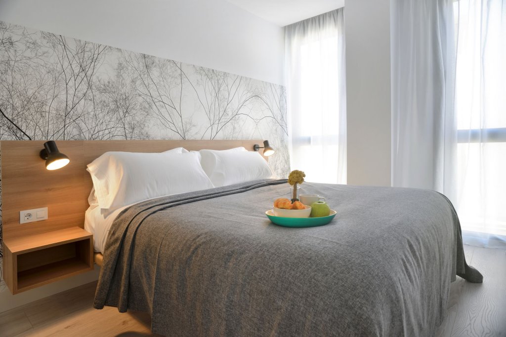 Фото Aspasios Atocha Apartments