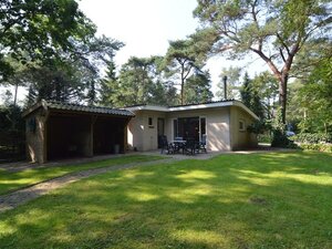 Refined Holiday Home in Guelders near Forest