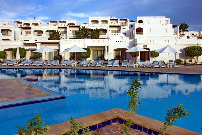 Гостиница Continental Plaza beach Resort в Шарм-эль-Шейхе
