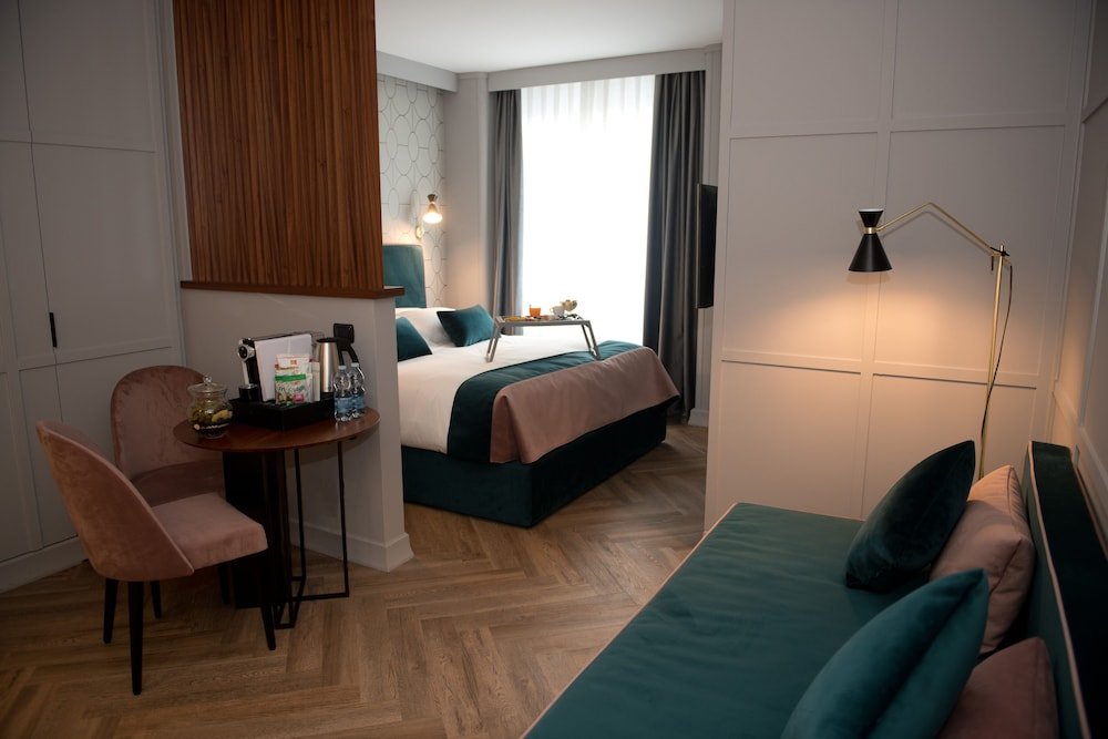 Фото Duomo Hotel & Apartments