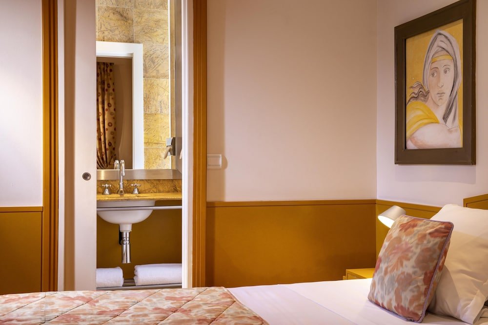 Фото Hôtel du Levant