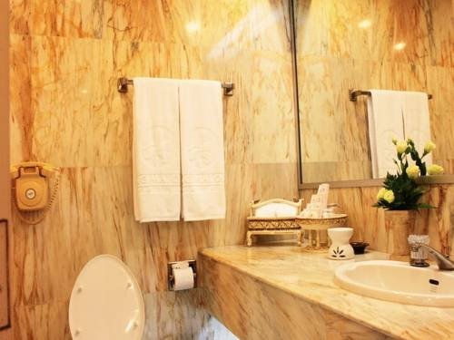 Фото Chiang Mai Orchid Hotel