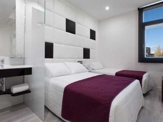 Фото Urban Hotels N Avenida de Espana