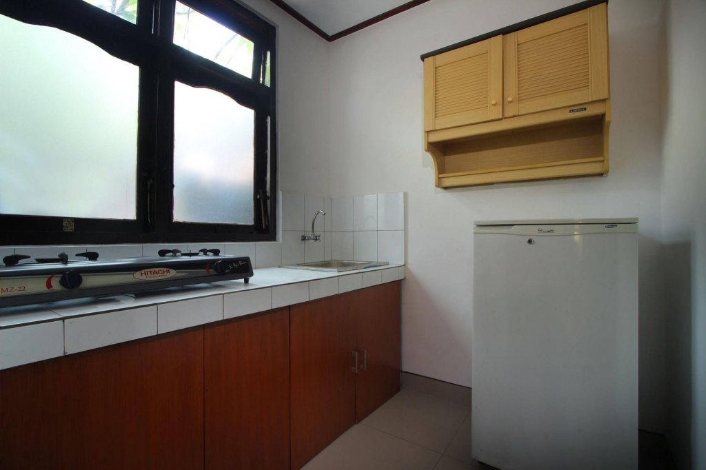 Фото Hotel Jati and Home Stay