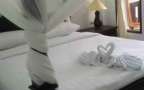 Гостиница Adila warung & homestay