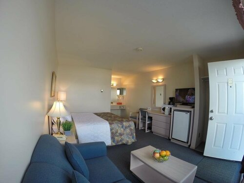 Гостиница West-view Motel в Провинции Альберта