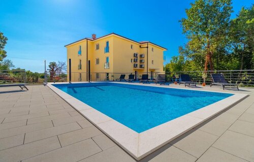 Жильё посуточно Beautiful Apartment in Kostrena Sveta Lucij with Outdoor Swimming Pool, Hot Tub, 3 Bedrooms