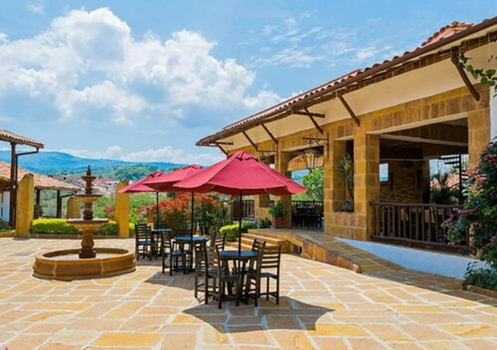 Hotel Hicasua.com, Santander Department, photo