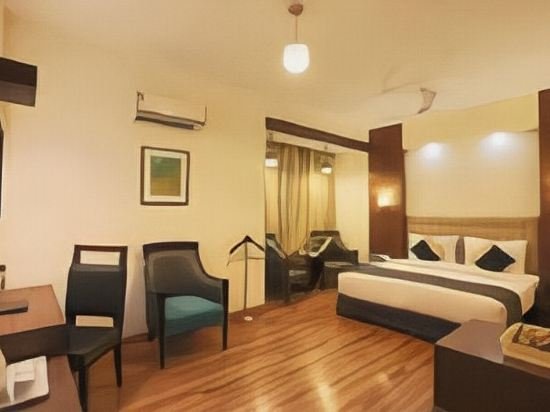 Фото Pamposh New Delhi