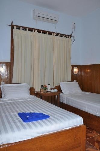 Фото Shwe Na Di Guest House