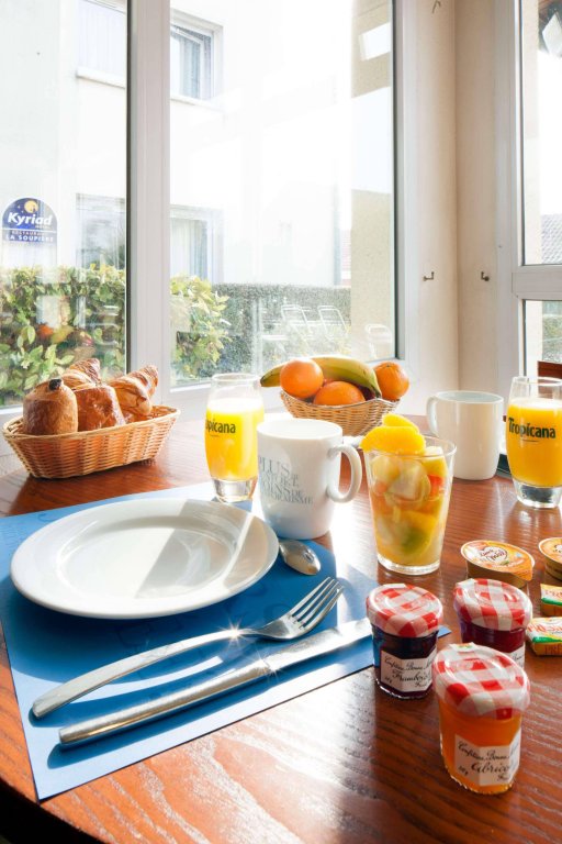 Фото Comfort Hotel Lille Lomme