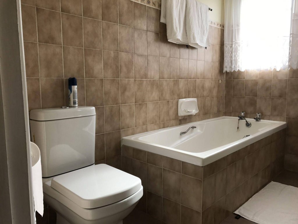 Фото Edens Guest House