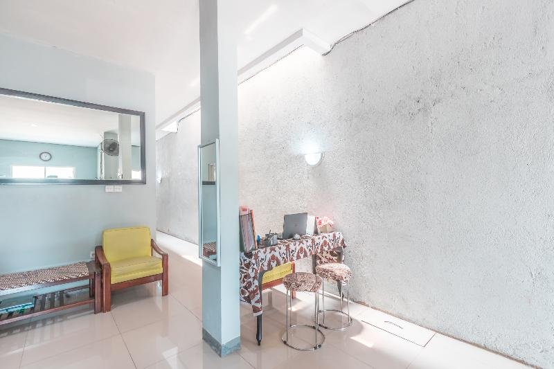 Фото OYO 1555 Unik Guesthouse Syariah