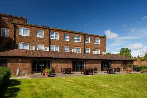 Гостиница Cromwell Hotel Stevenage в Графстве Хартфордшир