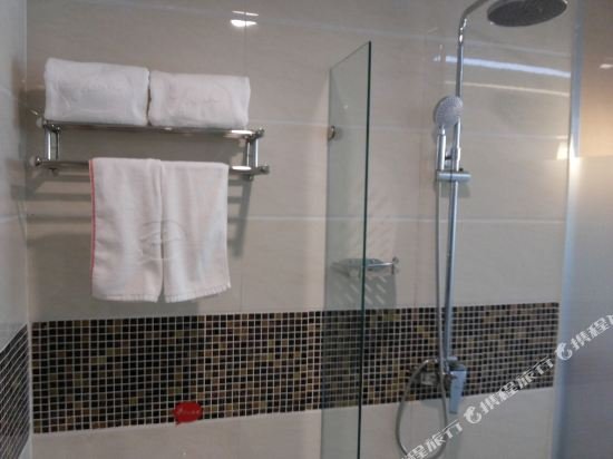 Фото Thank Inn Hotel Hebei Cangzhou Huanghua Canghai Road