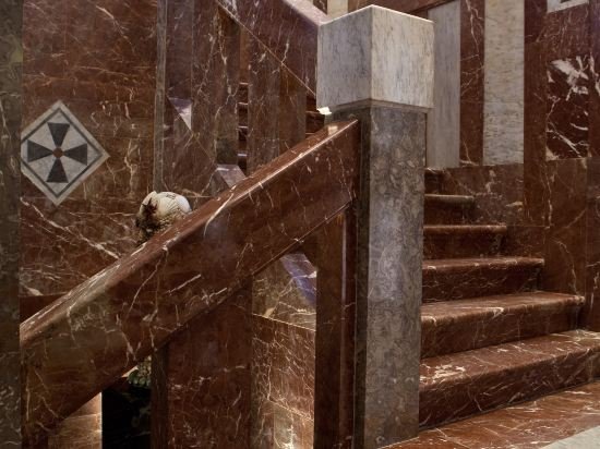 Фото The Ashbee Hotel