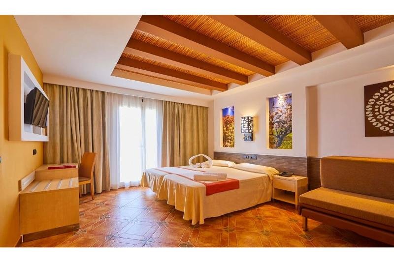 Фото MLL Palma Bay Club Resort Hotel