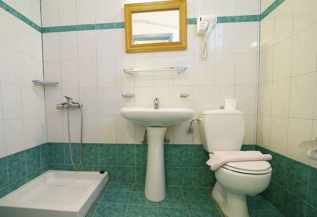 Фото Akrotiri Hotel