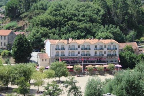 Гостиница Hotel Beira Dão в Округе Визеу