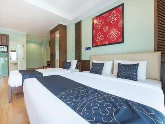 Фото Blooming Hill Boutique Suites