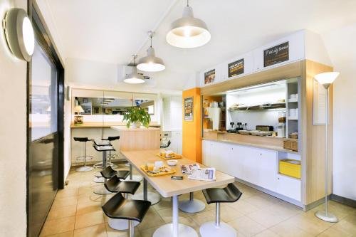 Фото HotelF1 Lyon Sud Oullins