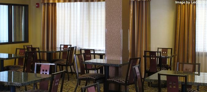 Фото Holiday Inn Express Salt Lake City South - Midvale, an Ihg Hotel