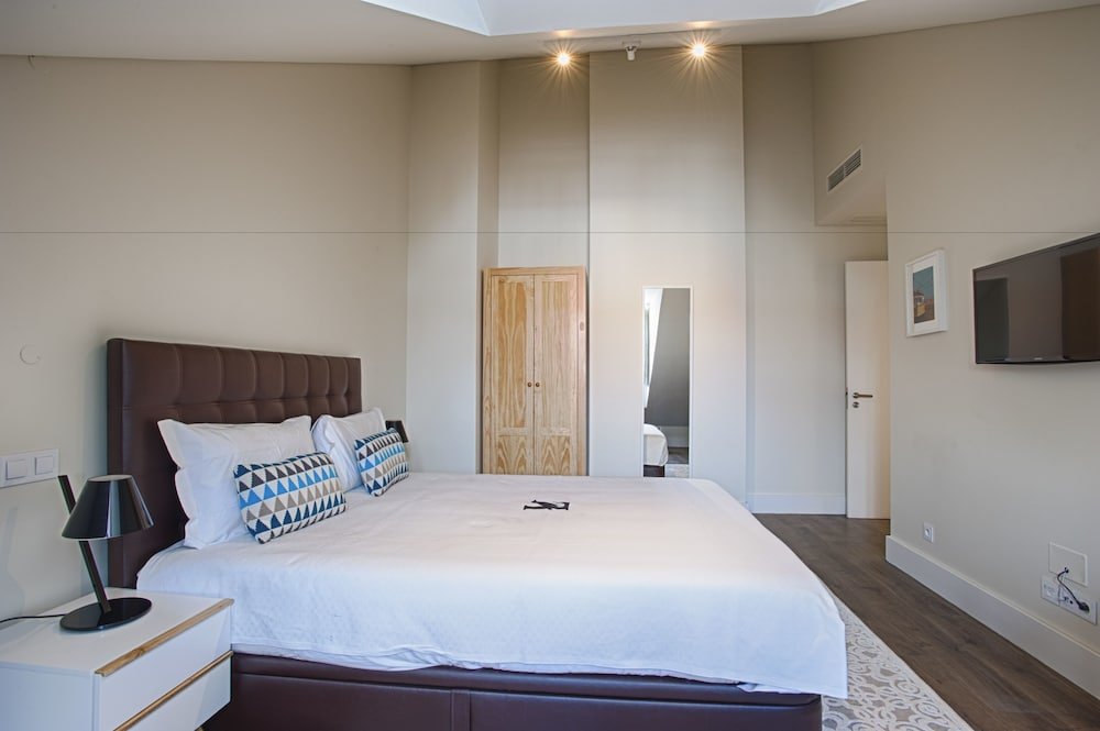 Фото Chiado Mercy - Lisbon Best Apartments