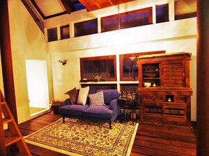 Zushi Beach House (Камакура, 2-11-25 Shinjuku), гостиница в Префектуре Канагава
