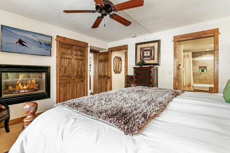 Жильё посуточно Vail_antlers_4bed