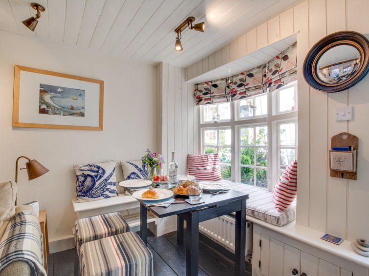 Фото Middle Street