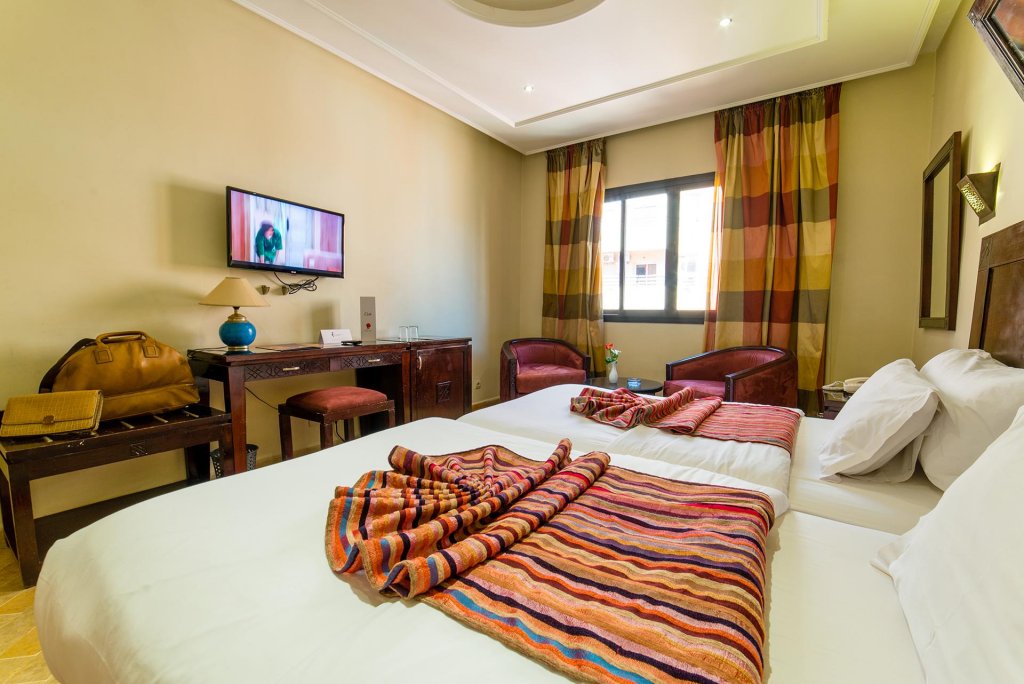 Фото Les Trois Palmiers