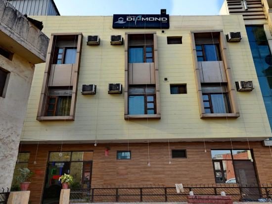 Фото Hotel Diamond inn