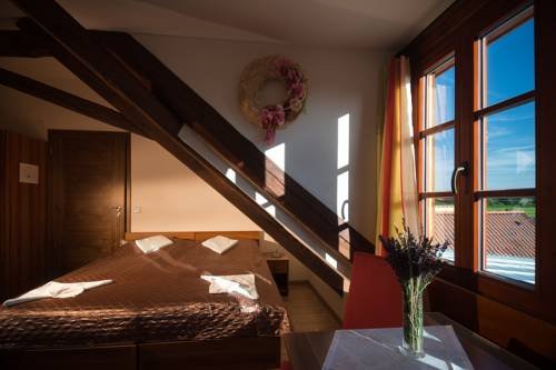 Фото Hotel Rkc Nové Dvory