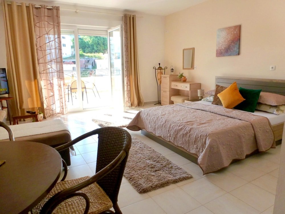 Фото Apartments Lungo Mare