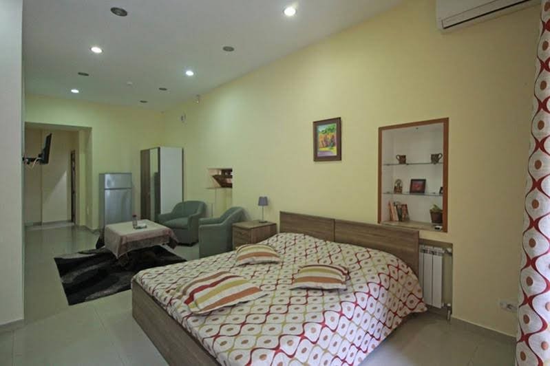 Фото Mini Hotel Yerevan