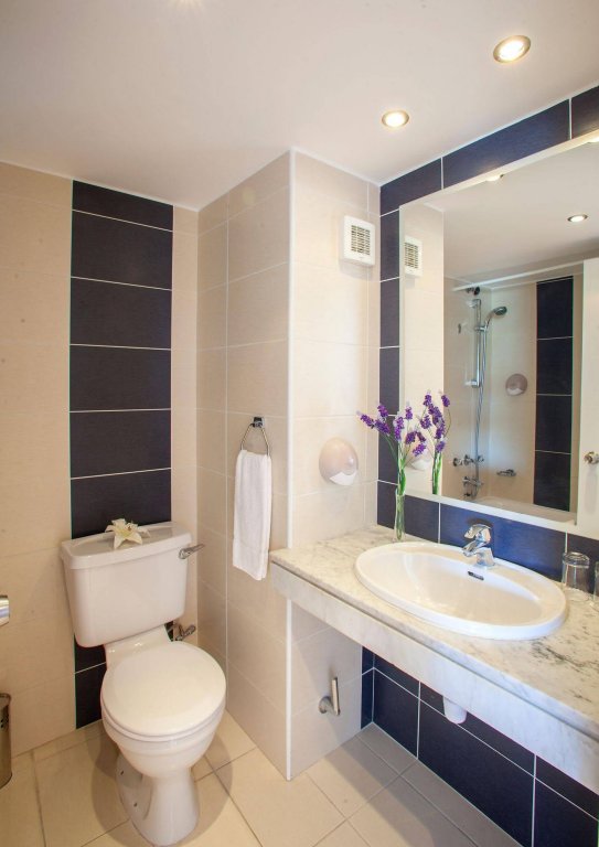 Фото Mayfair Gardens