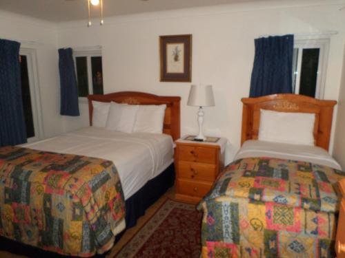 Фото Rest Haven Motel