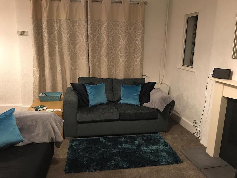 Фото Finney Place - Air Accommodation