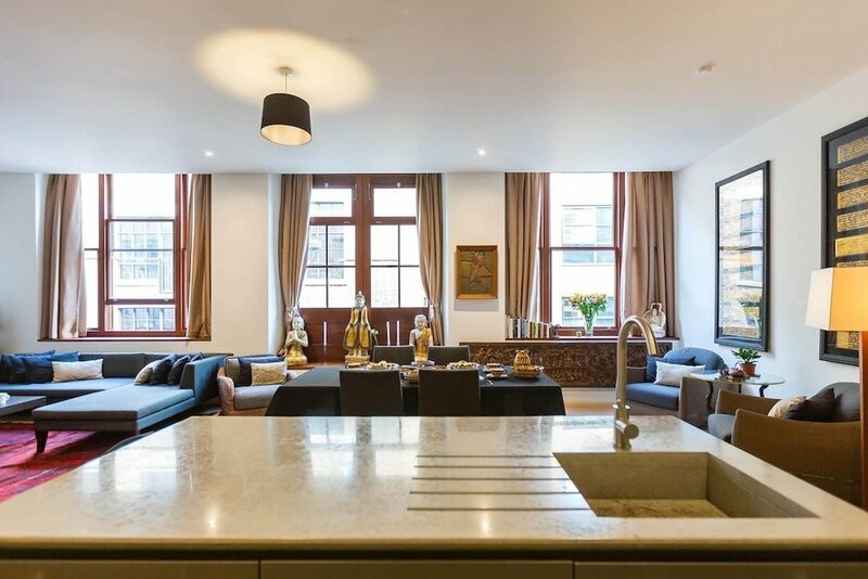 Гостиница Apartment Wharf – Vintage Central London Apartment в Лондоне