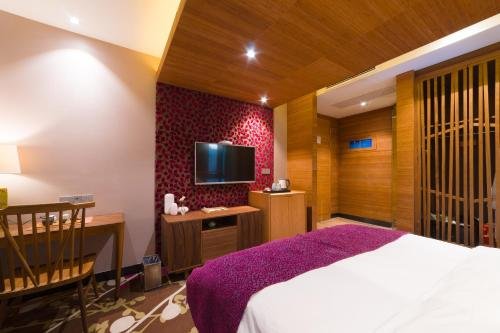 Фото Hangzhou Serene Cicada Hotel Hupao Branch